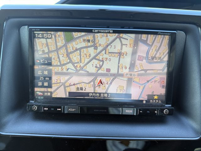 TOYOTA VOXY 2017 Image 31