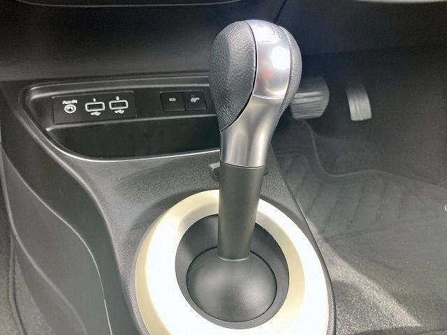 RENAULT TWINGO 2021 Image 31