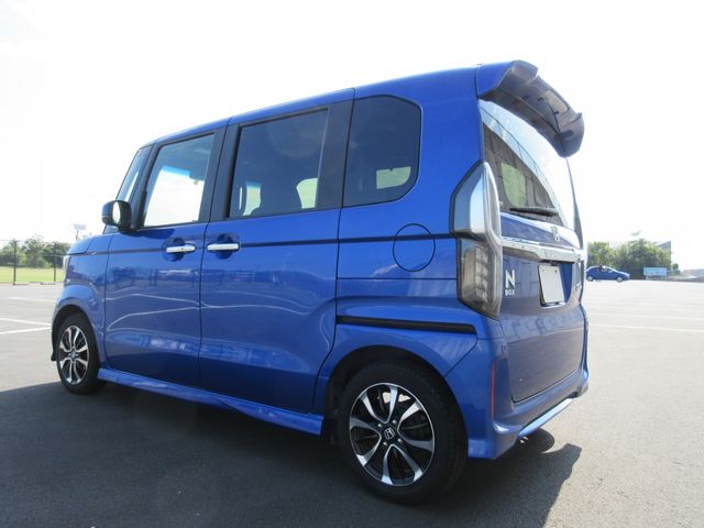 HONDA N BOX CUSTOM 2018 Image 31