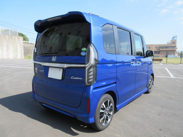 HONDA N BOX CUSTOM 2018 Image 31