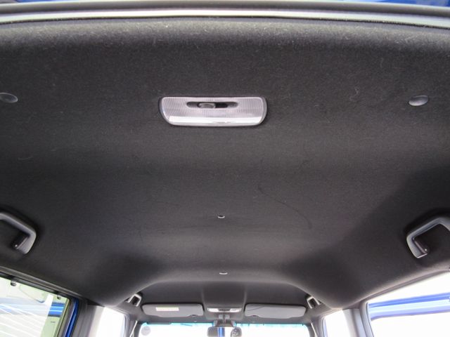 HONDA N BOX CUSTOM 2018 Image 31