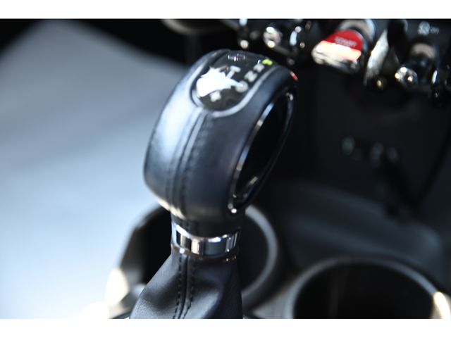 BMW MINI COOPER S 2016 Image 31