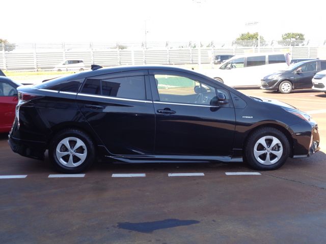 TOYOTA PRIUS 4WD 2017 Image 31