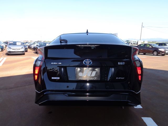 TOYOTA PRIUS 4WD 2017 Image 31