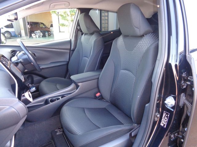 TOYOTA PRIUS 4WD 2017 Image 31