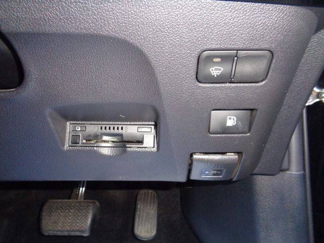 TOYOTA PRIUS 4WD 2017 Image 31