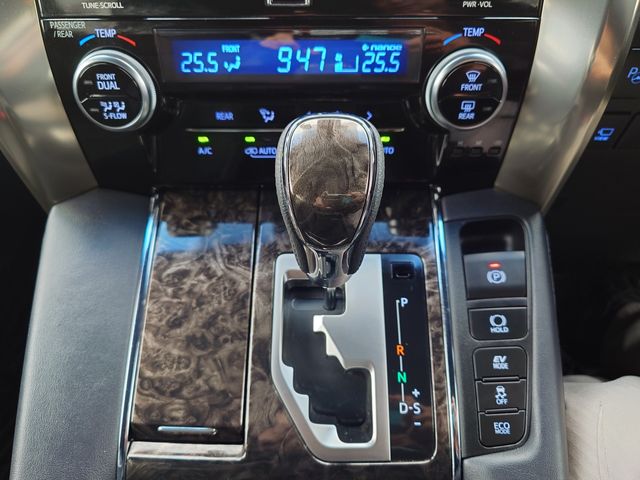 TOYOTA ALPHARD HYBRID 4WD 2021 Image 31