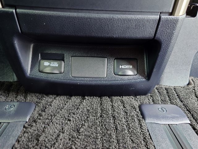 TOYOTA ALPHARD HYBRID 4WD 2021 Image 31