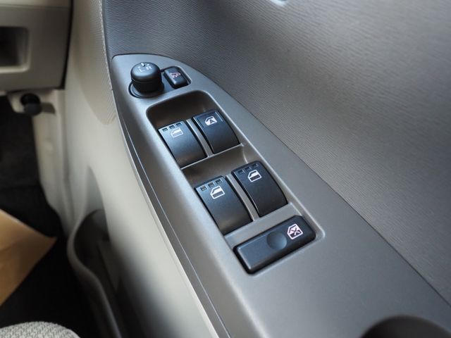 DAIHATSU TANTO 2014 Image 31