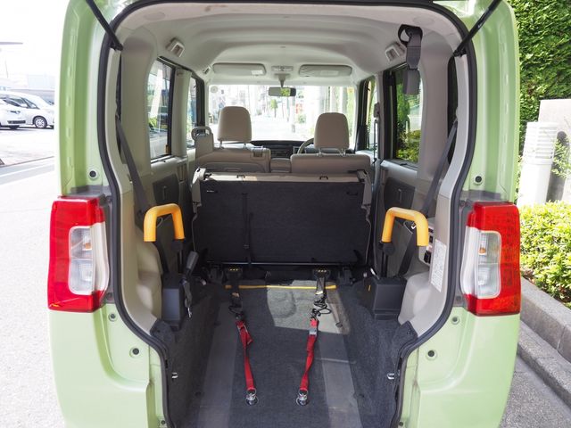 DAIHATSU TANTO 2014 Image 31