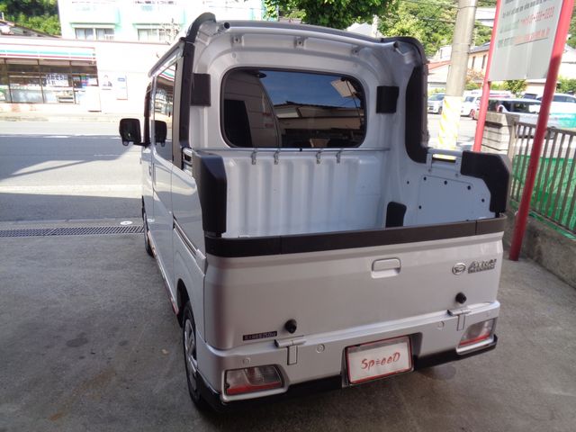 DAIHATSU ATRAI DECKVAN 4WD 2022 Image 31