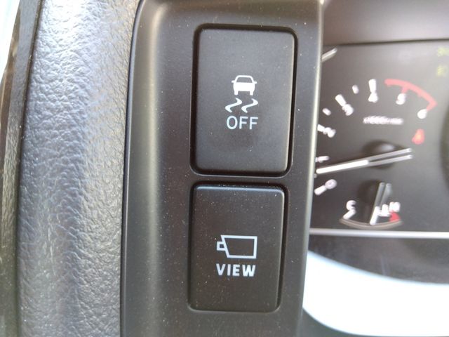 TOYOTA HIACE VAN 4WD 2023 Image 31