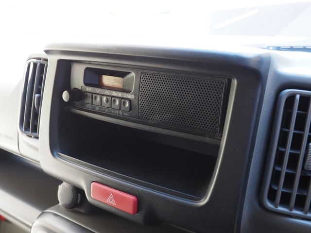 MITSUBISHI MINICAB VAN 2020 Image 31