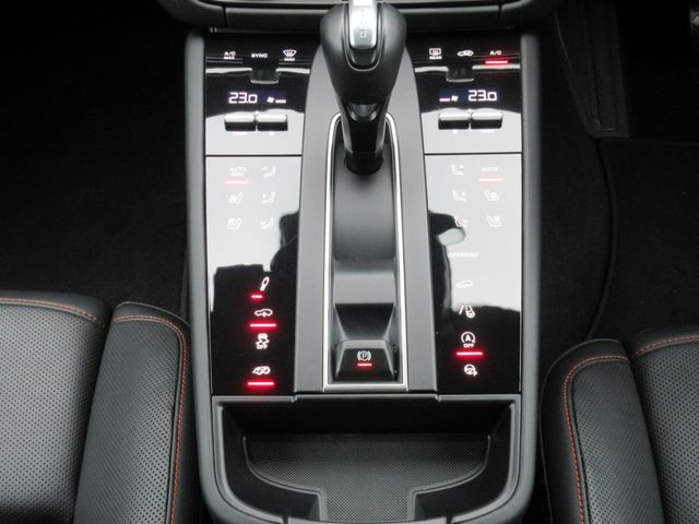 PORSCHE MACAN 2024 Image 31