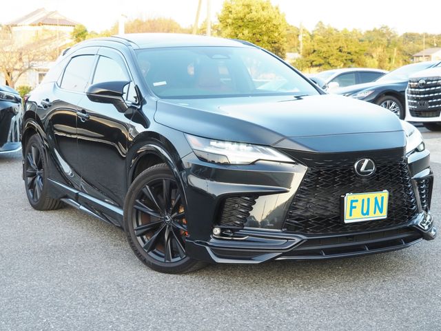 TOYOTA LEXUS RX500H 2023 Image 31