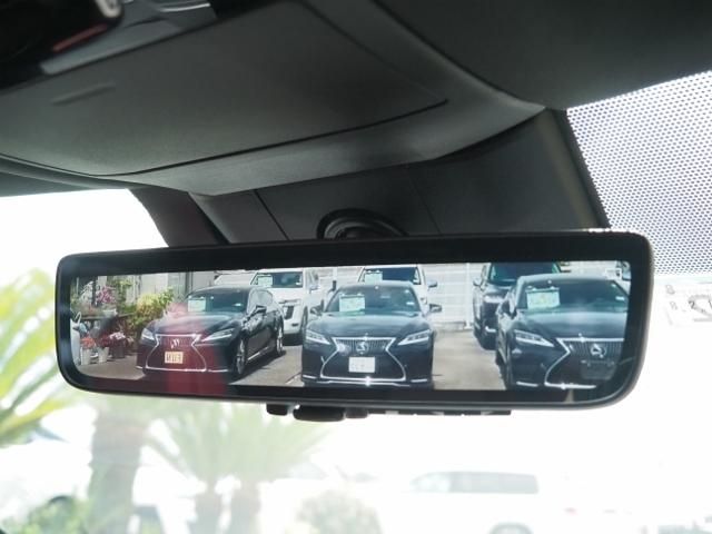 TOYOTA LEXUS RX500H 2023 Image 31