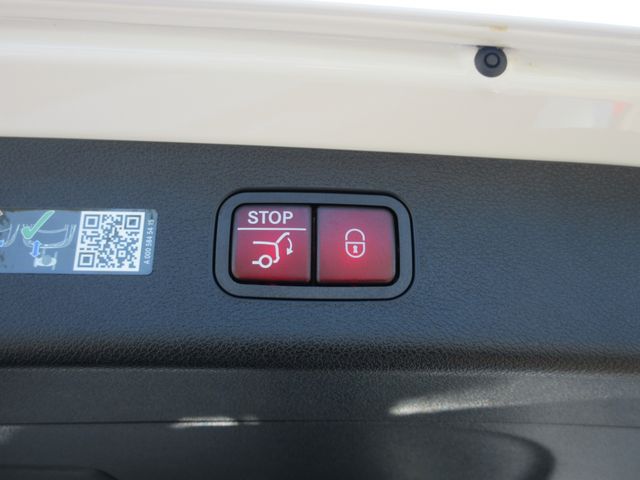 MERCEDES BENZ E CLAS 2024 Image 31