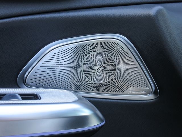 MERCEDES BENZ E CLAS 2024 Image 31