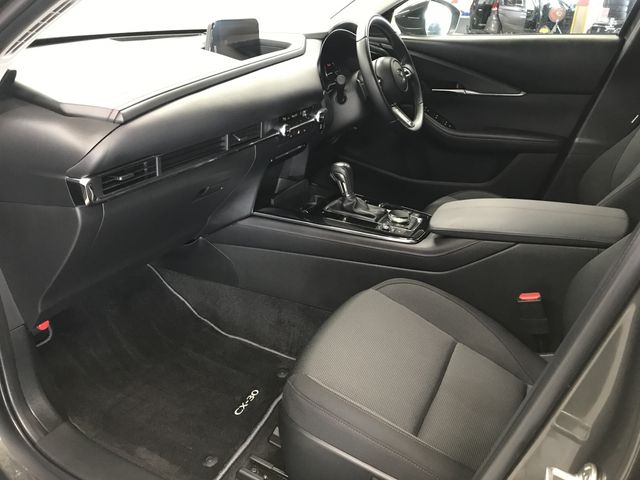 MAZDA CX-30 2023 Image 31