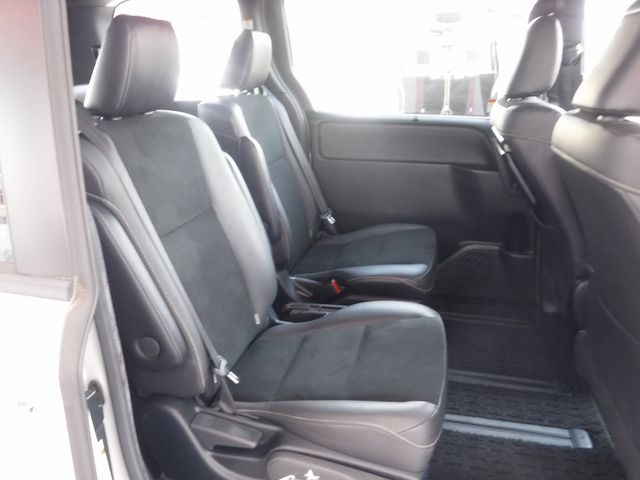 TOYOTA NOAH 2020 Image 31