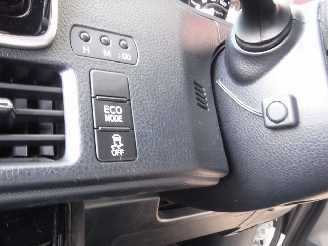 TOYOTA NOAH 2020 Image 31