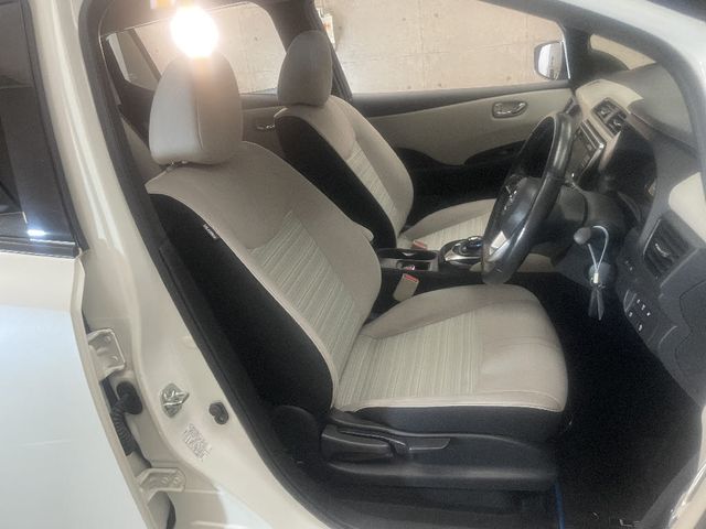 NISSAN LEAF 2019 Image 31