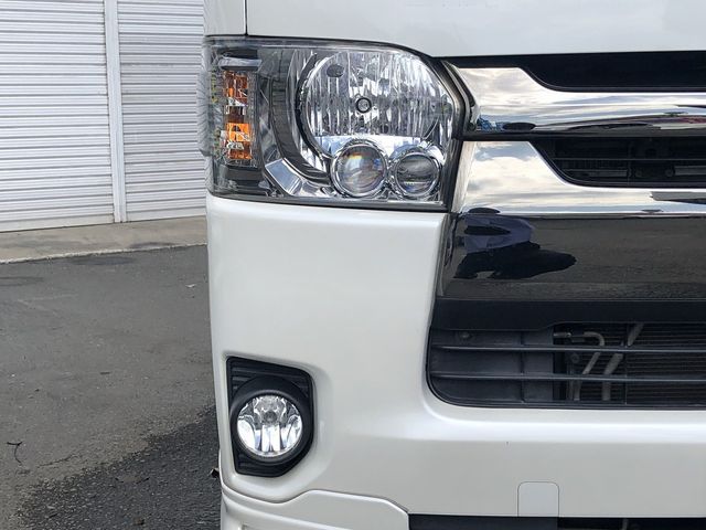 TOYOTA HIACE VAN 2WD 2018 Image 31