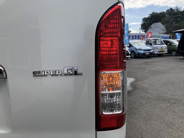 TOYOTA HIACE VAN 2WD 2018 Image 31
