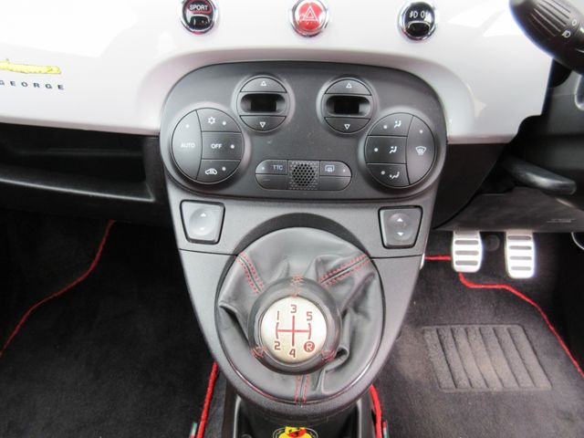 FIAT ABARTH 500 2011 Image 31