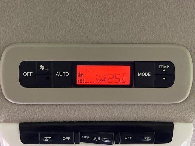 NISSAN SERENA  S-HYBRID 2018 Image 31