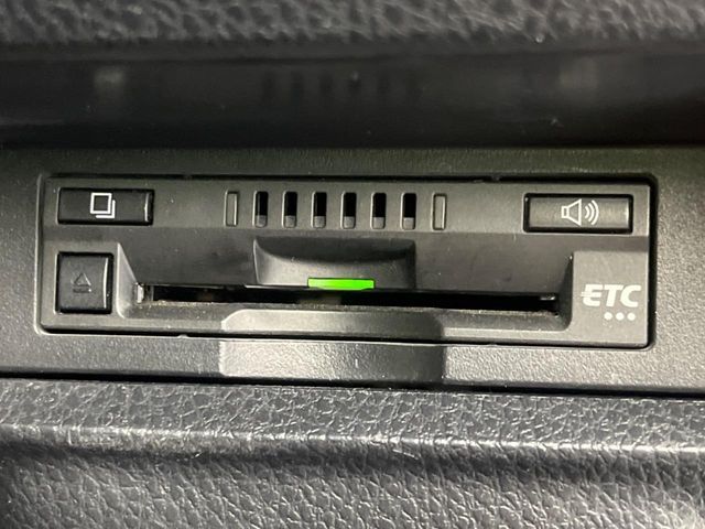 TOYOTA NOAH 2016 Image 31