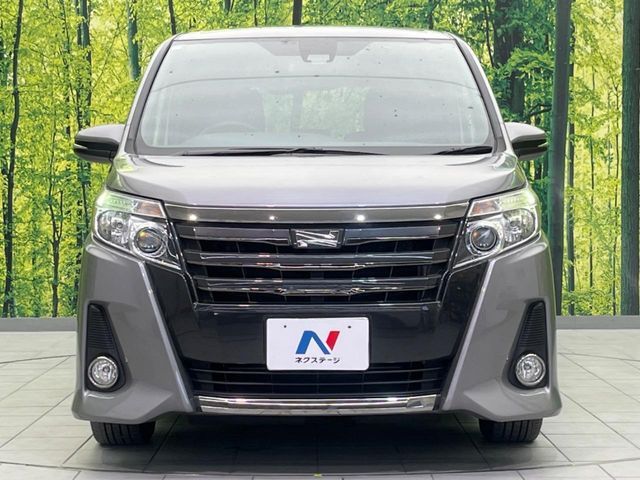 TOYOTA NOAH 2016 Image 31