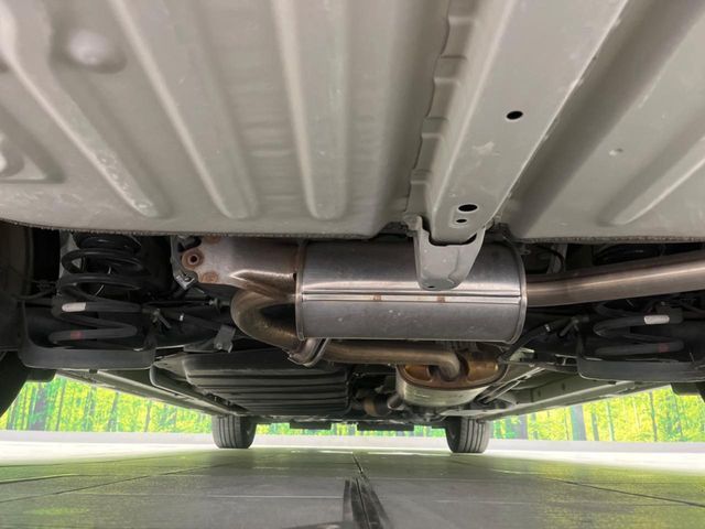 TOYOTA NOAH 2016 Image 31