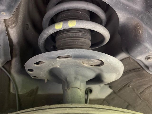 TOYOTA NOAH 2016 Image 31