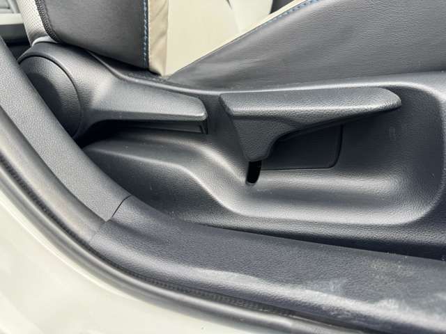 TOYOTA PRIUS 2016 Image 31