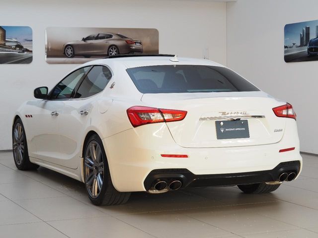 MASERATI GHIBLI SEDA 2018 Image 31