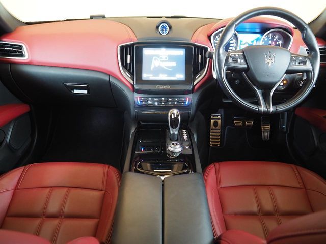 MASERATI GHIBLI SEDA 2018 Image 31