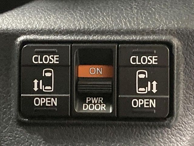 TOYOTA SIENTA HYBRID 2016 Image 31