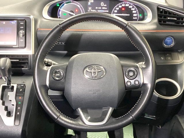 TOYOTA SIENTA HYBRID 2016 Image 31