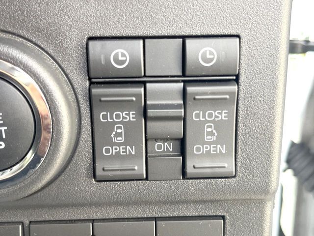 DAIHATSU ATRAI VAN 2022 Image 31