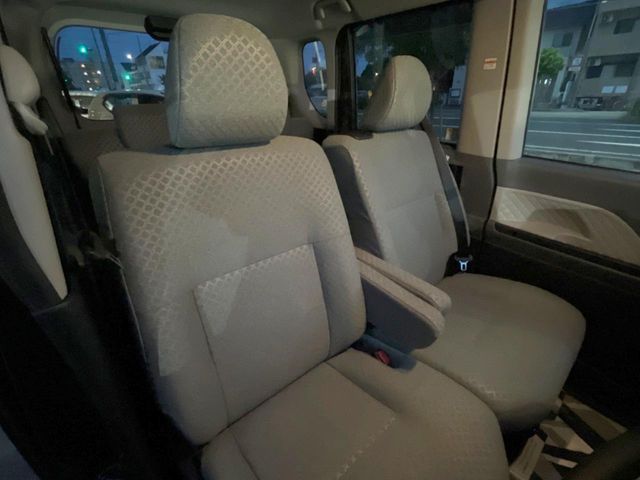 DAIHATSU TANTO 2019 Image 31