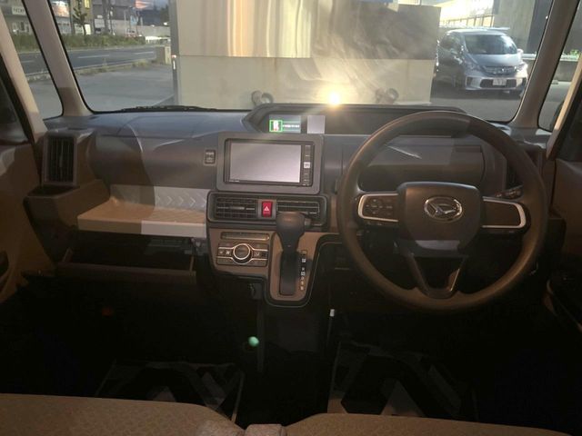 DAIHATSU TANTO 2019 Image 31