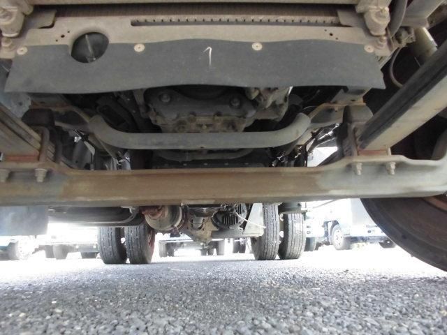 ISUZU ELF 2015 Image 31