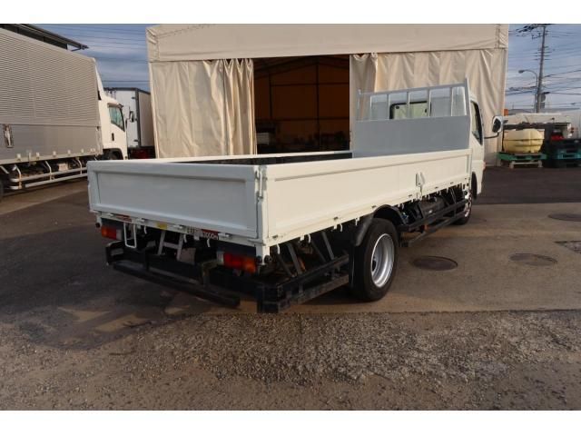MITSUBISHI CANTER 2019 Image 31