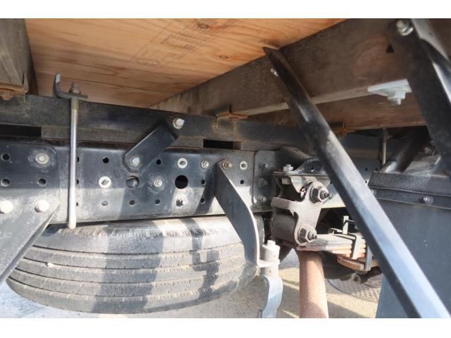 MITSUBISHI CANTER 2019 Image 31