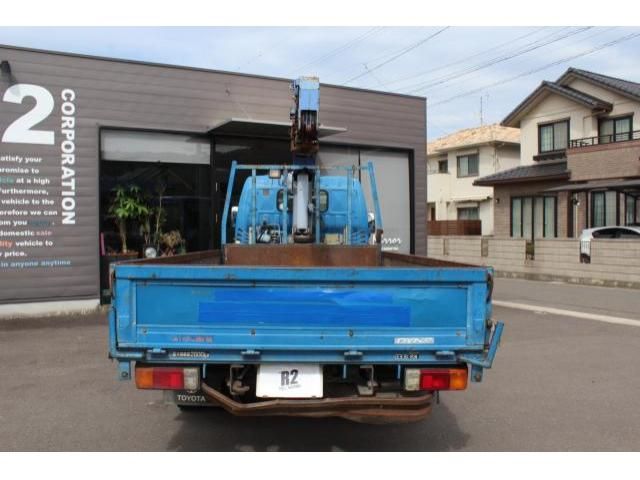 TOYOTA DYNA 2001 Image 31