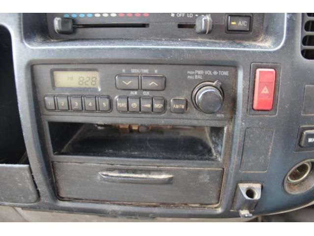 TOYOTA DYNA 2001 Image 31