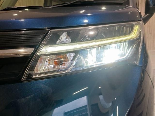 TOYOTA TANK 2018 Image 31