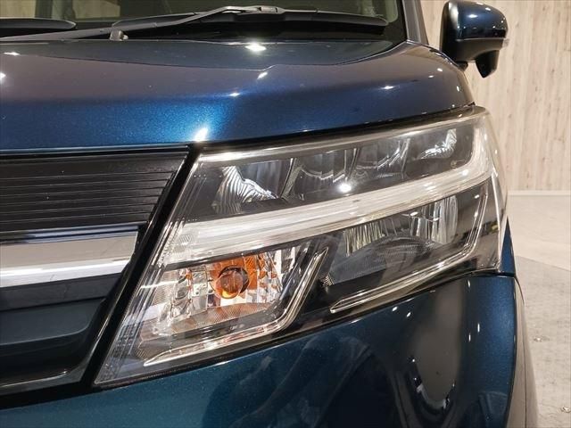 TOYOTA TANK 2018 Image 31