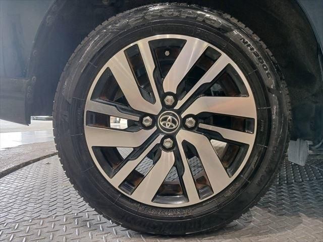 TOYOTA TANK 2018 Image 31